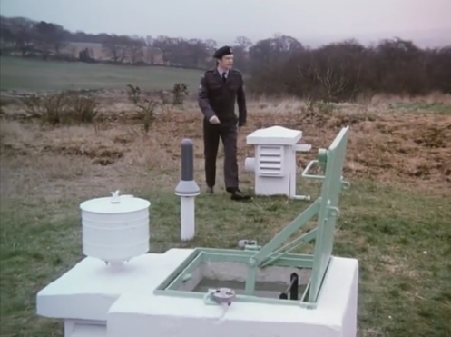 ROC 10 post 3 Group Broadway, Worcestershire